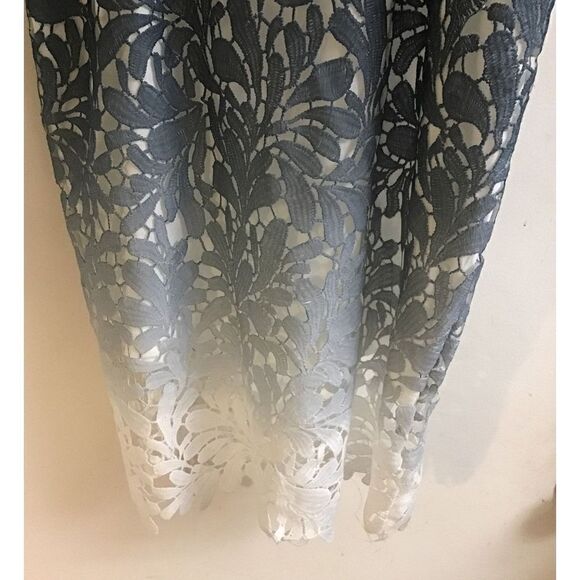 NWOT~Pretty Grey & White Floral Lace Strappy Dress Sz Large - Picture 3 of 5